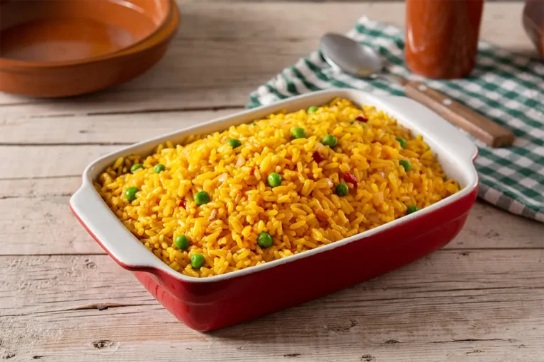 Arroz de Forno Cremoso Sabor Caseiro que Aquece o Coração!