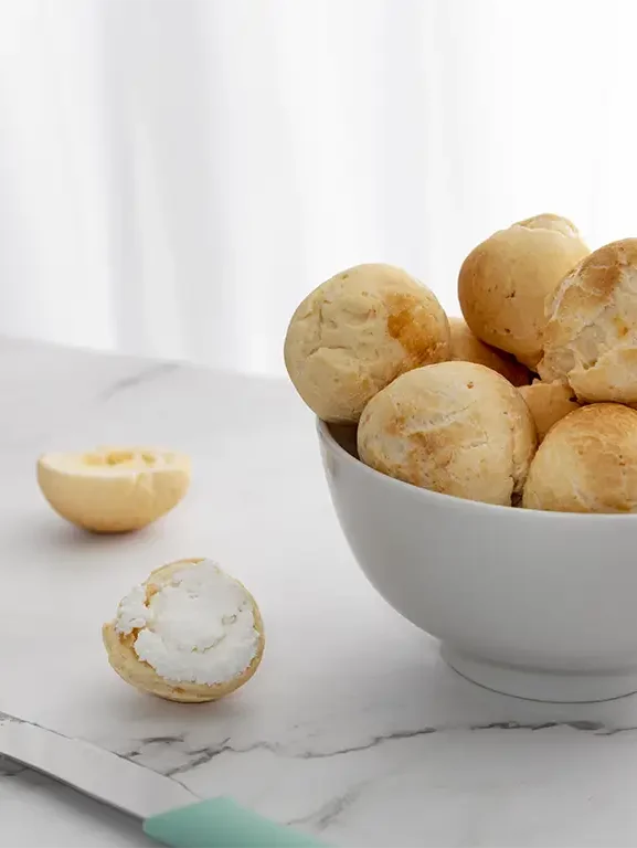 Pão de Queijo de Liquidificador: Sabor Mineiro em Minutos!